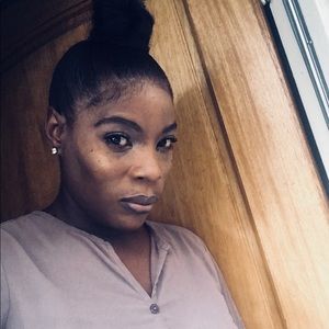 Meet your Posher, Stacey